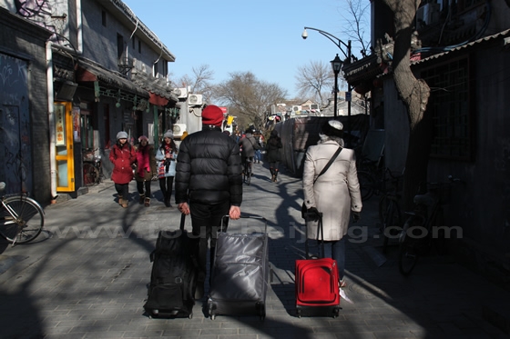 How to Visit Nanluoguxiang Hutong in Beijing Nanluoguxiang
