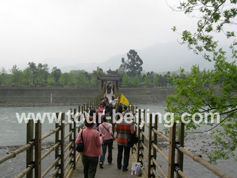 Walking on the suspension bridge